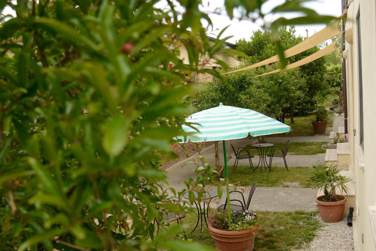 Casa Del Geco Bed & Breakfast Paestum Exterior photo